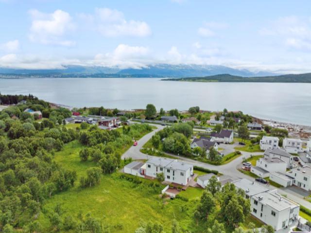 Great Villa With Amazing View Tromso Exterior photo