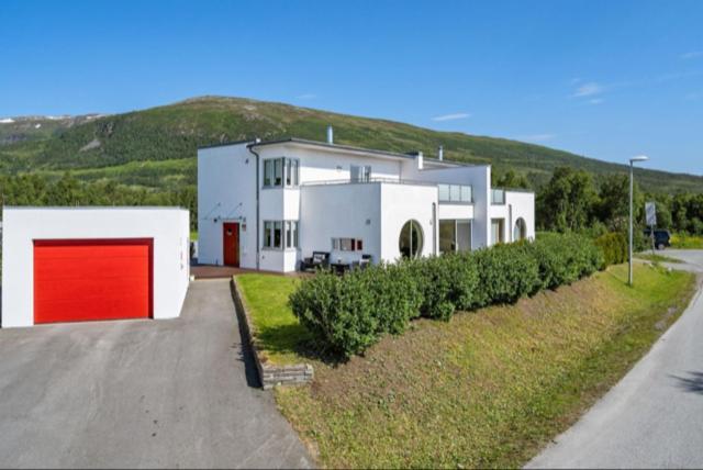 Great Villa With Amazing View Tromso Exterior photo